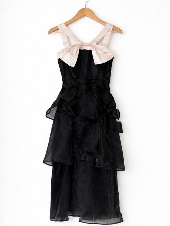 Lulus Dresses & Skirts - Lulus Black Tiered Organza Maxi Dress Champagne Bow Strappy S NWT